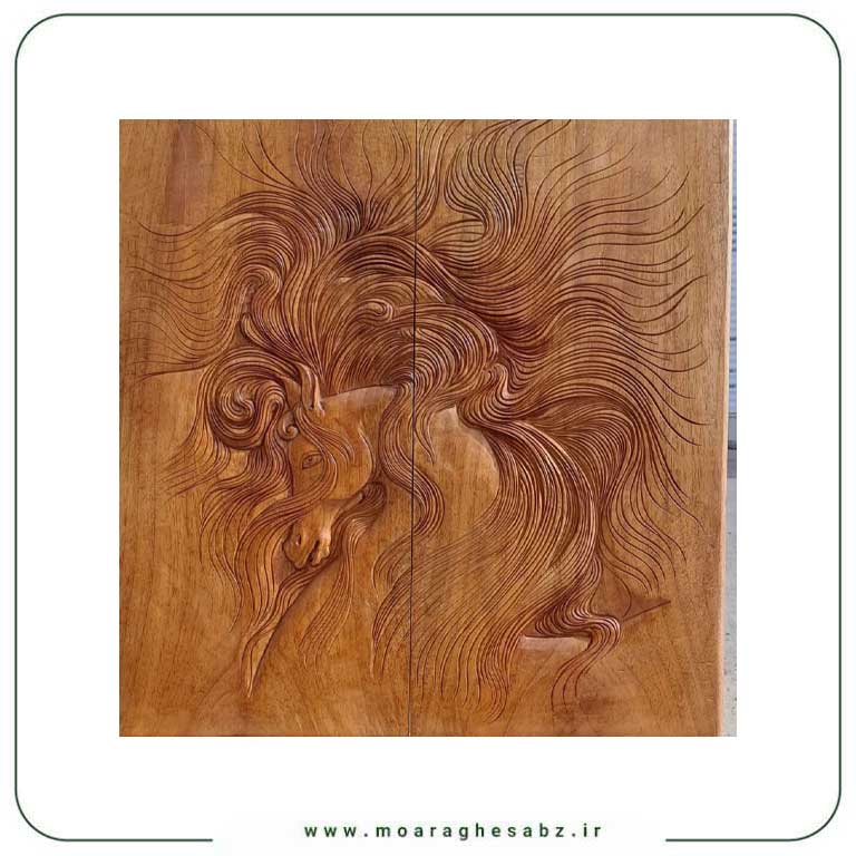 تخت نرد اسب